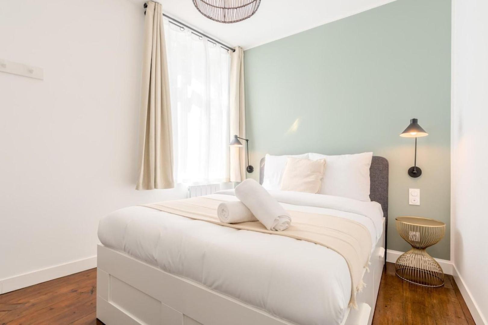 Renovated 3bed 2bath Appartement *